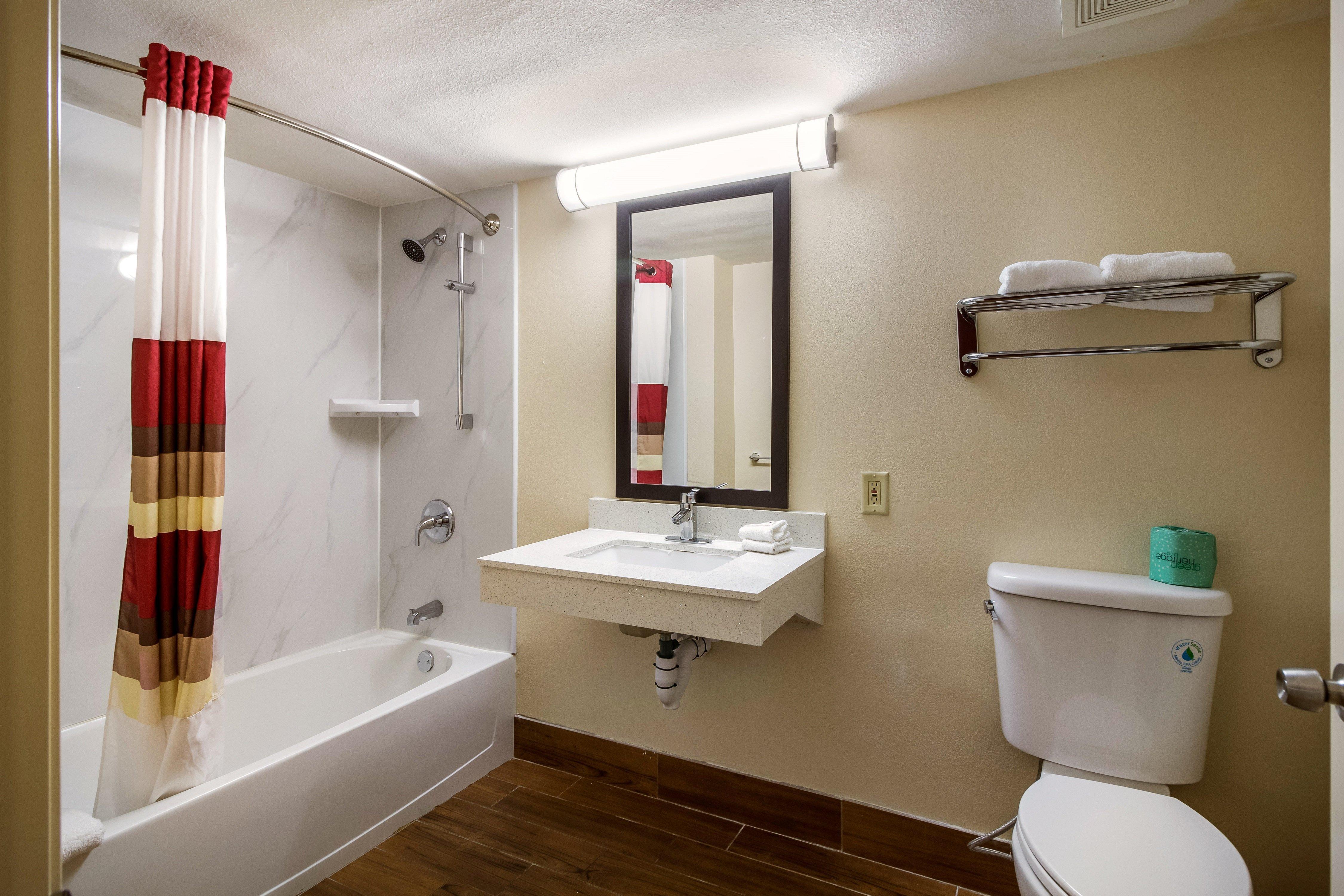 Red Roof Inn Houston East I-10 Exterior photo